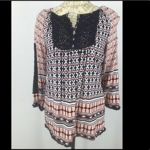 Crown & ivy XS Navy Blue & Coral crochet Blouse